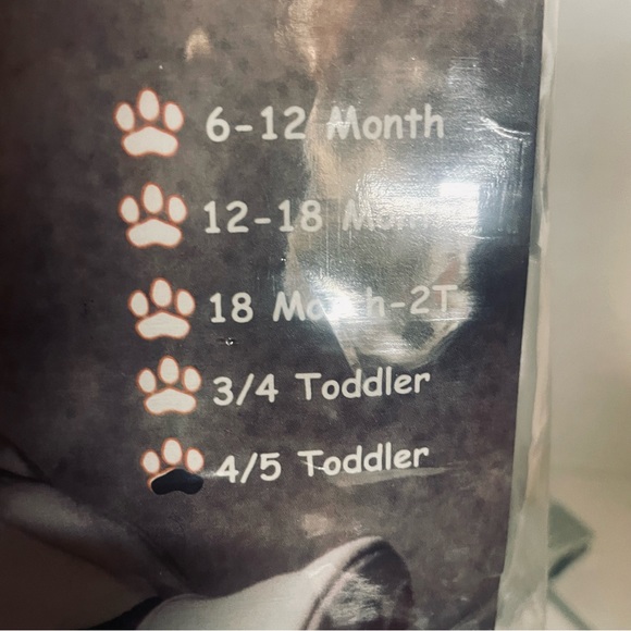 White Tiger 🐯 size 4/5 Toddler used condition unisex! - Picture 3 of 7